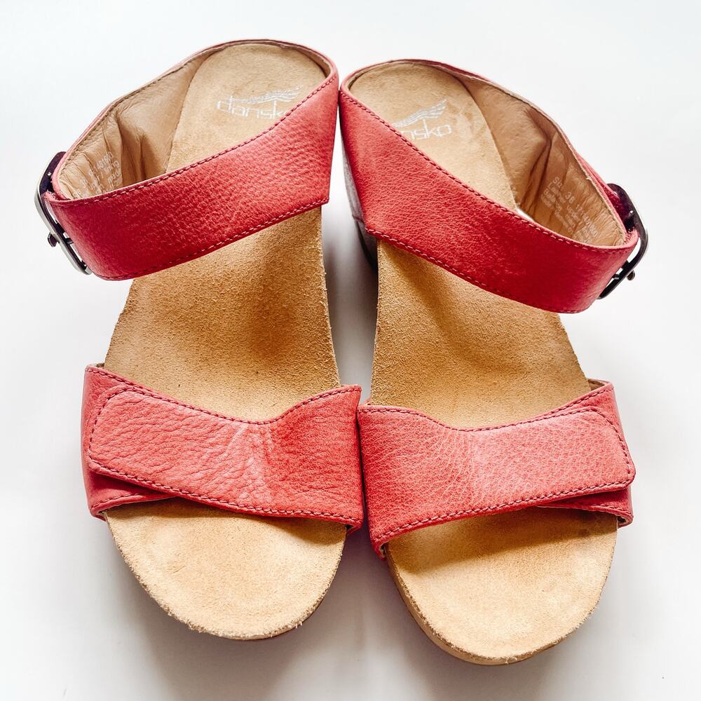 NWOT Women's Dansko Tanya Wedge Sandals Coral Burnished Leather Size 38 - Picture 4 of 7